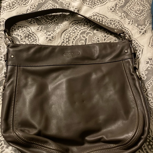 Coach bag with tags - Picture 2 of 5